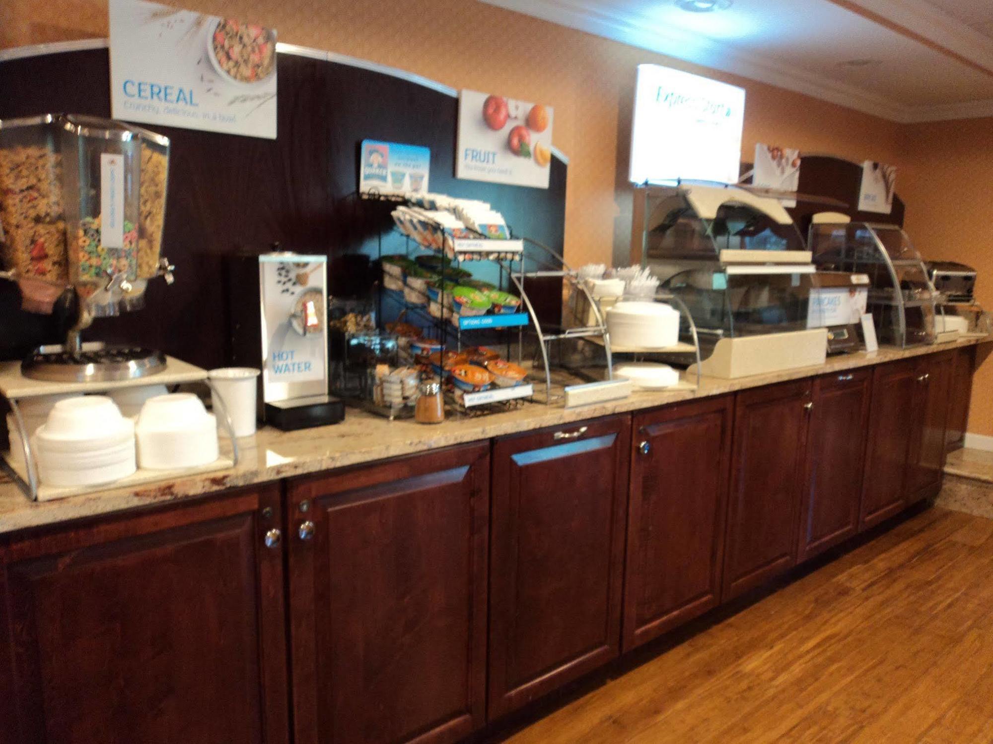 Holiday Inn Express Harrisburg Sw - Mechanicsburg By Ihg Dış mekan fotoğraf